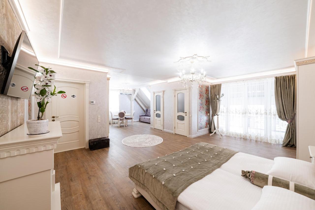 Vip Apartment On Duhnovicha Street .Free Parking. Uschhorod Exterior foto