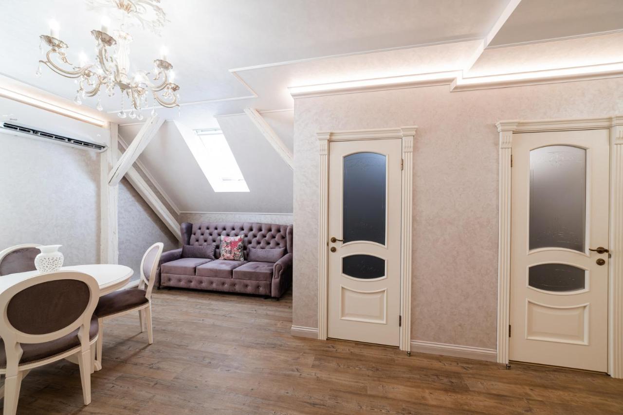 Vip Apartment On Duhnovicha Street .Free Parking. Uschhorod Exterior foto
